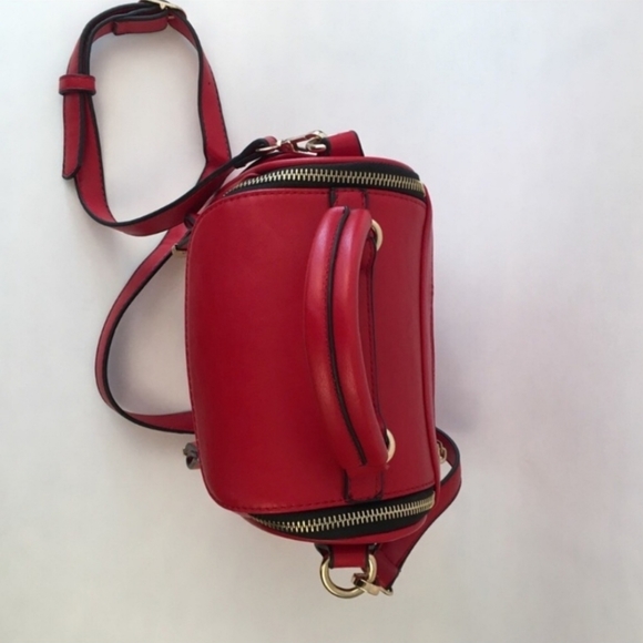 Red Faux Leather Shoulder Bag Cross Body Purse - Picture 6 of 16